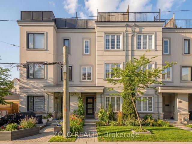 Townhouse for sale in Woburn, Ontario