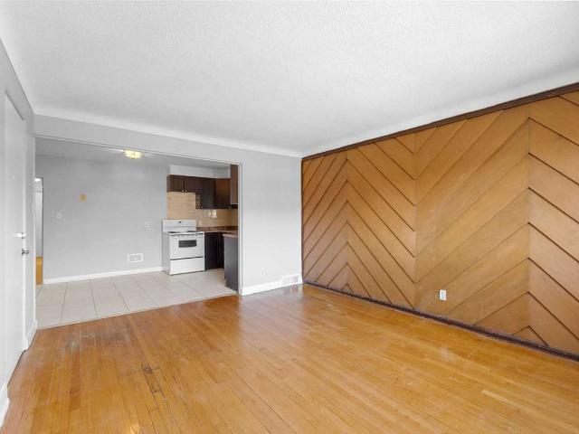 Apartment for rent in Mulhurst Bay, Ontario