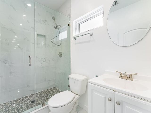 Apartment for rent in Canoga Park, California