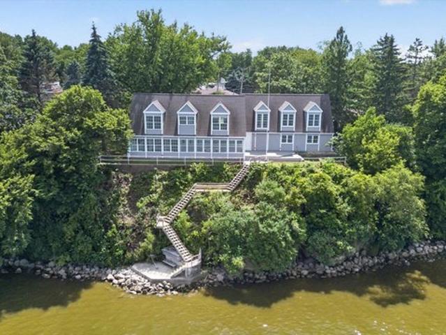 House for sale in Edgerton, Wisconsin