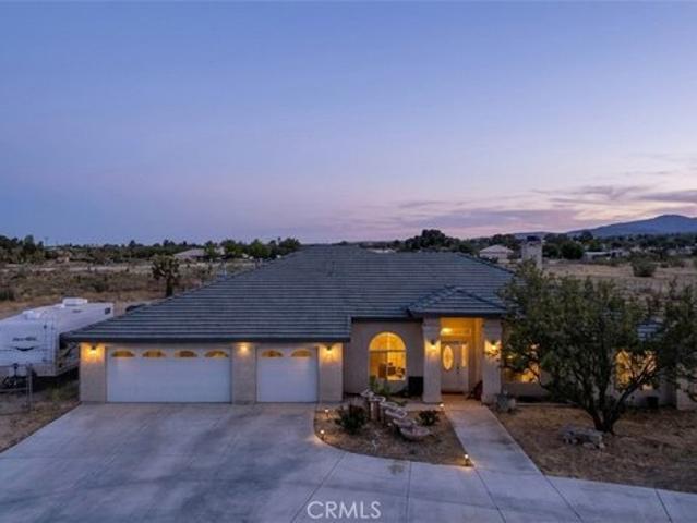 House for sale in Pinon Hills, California