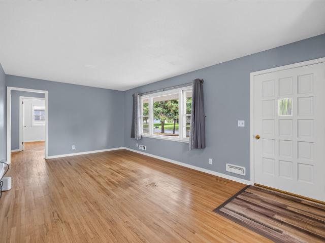 House for sale in Thompson Heights, Coon Rapids