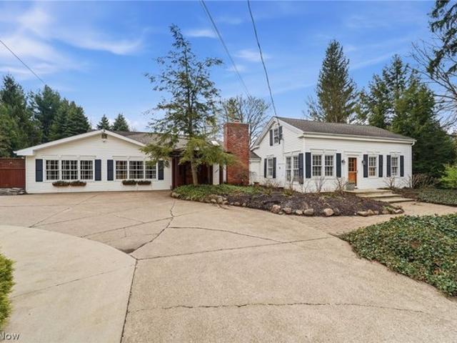 House for sale in Newbury, Ohio