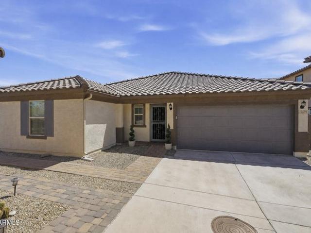 House for sale in Surprise, Arizona
