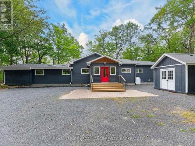 House for sale in South Frontenac, Ontario