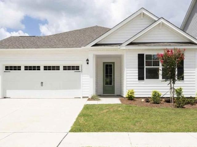 House for sale in Leland, North Carolina