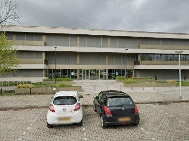 Bedrijfspand te huur in Zuid, Amsterdam