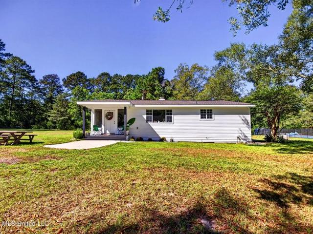 House for sale in Carriere, Pearl River County