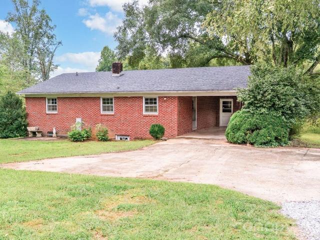 House for sale in Morganton, Burke County