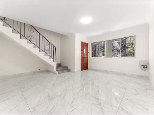 Condo for rent in Sydney, New South Wales