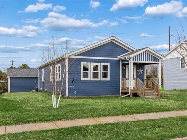 House for sale in Saint Croix, Wisconsin