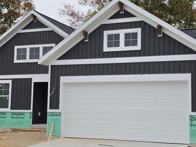 House for sale in Lowell, Kent County