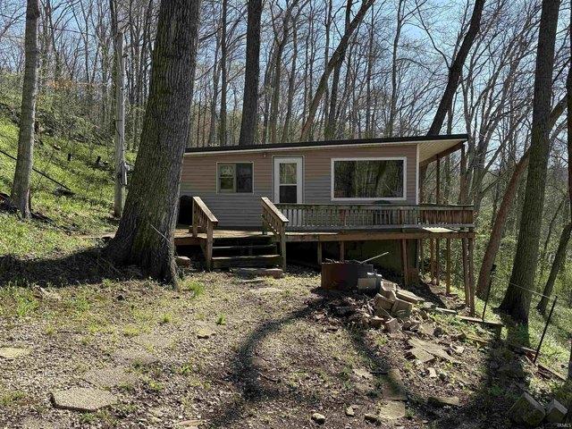 House for sale in Shoals, Indiana