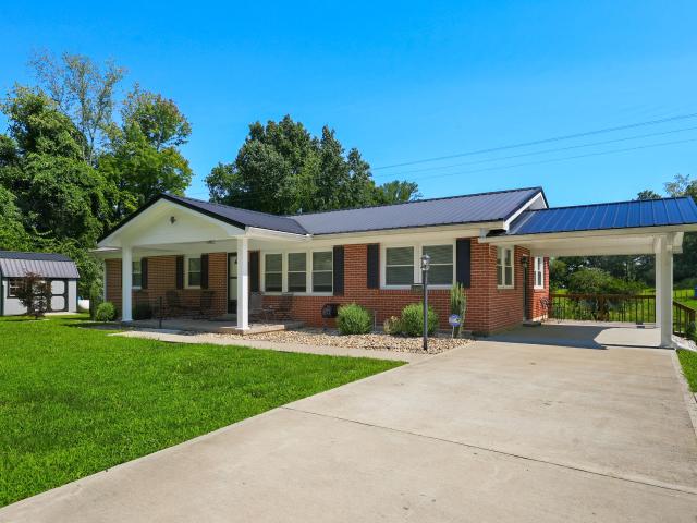 House for sale in Beattyville, Kentucky