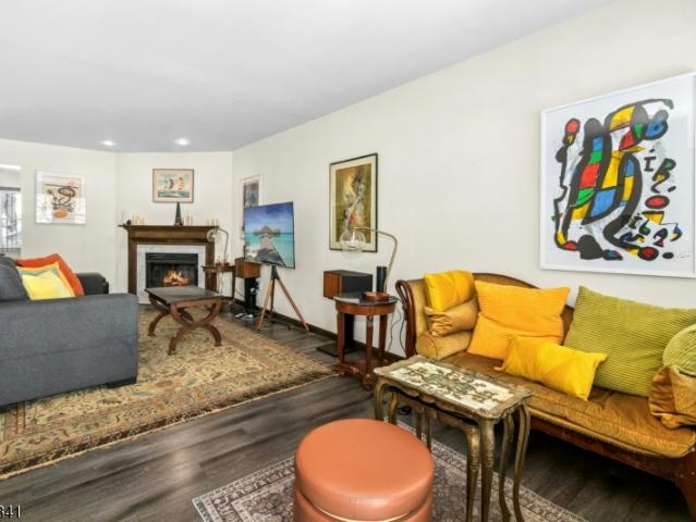 Townhouse for sale in Clark, New Jersey
