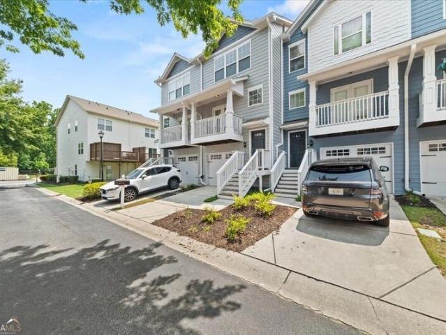 Townhouse for sale in Atlanta
