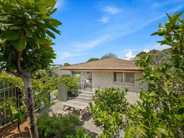 House for sale in Paremoremo, Oroua County