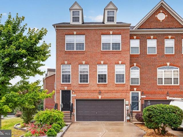 Townhouse for sale in Waldorf, Maryland