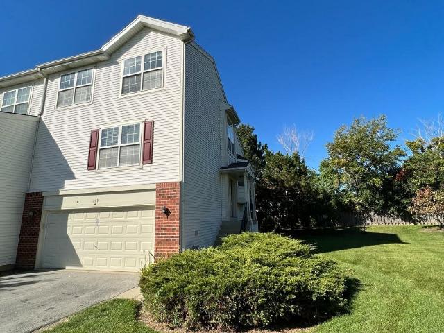 Townhouse for rent in Glendale Heights