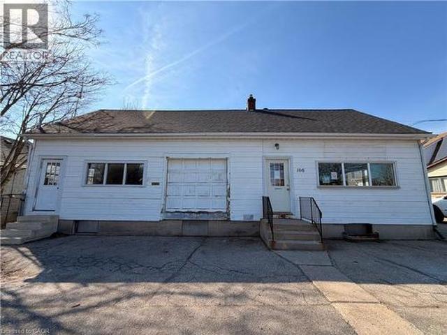 Commercial for rent in Brant, Ontario