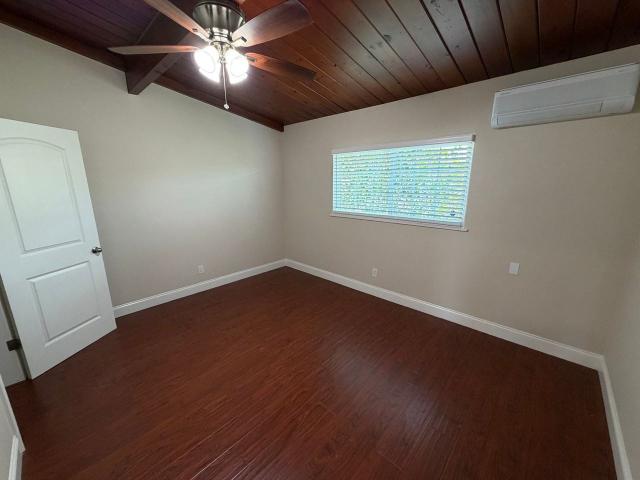 Apartment for rent in Monrovia, California
