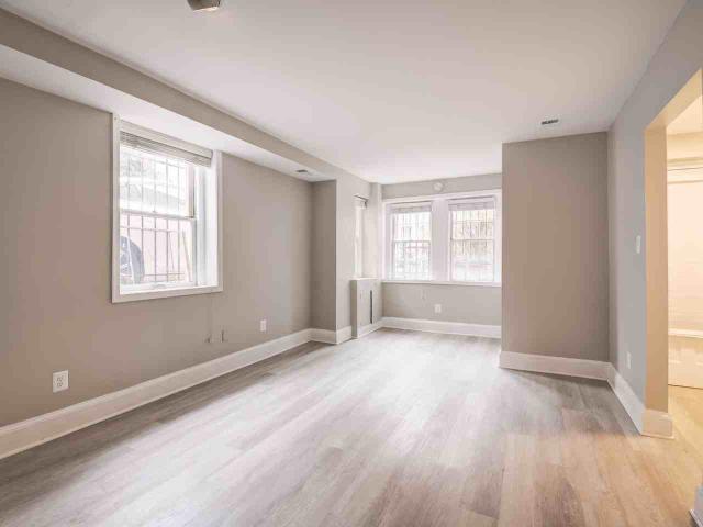 Apartment for rent in Ward 6, Washington