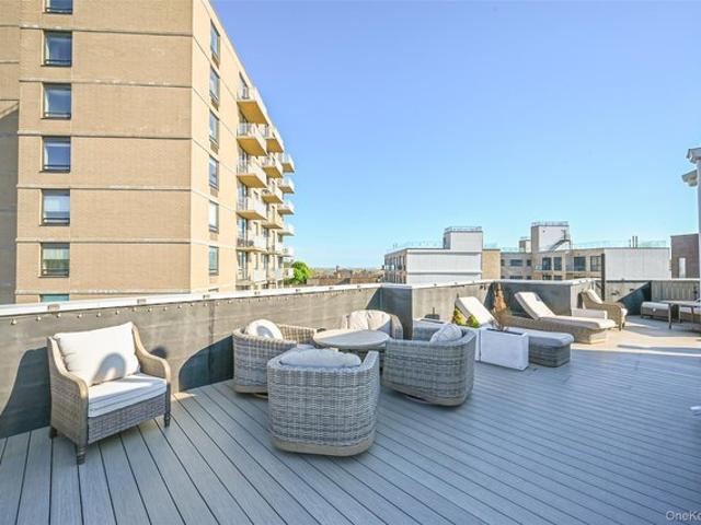 Condo for sale in Queens, Arverne