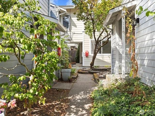 Townhouse for sale in Seattle, Washington