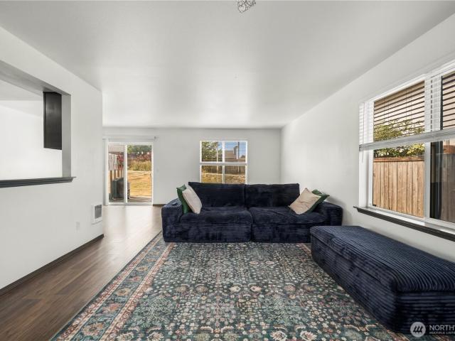 House for sale in Milton, Washington