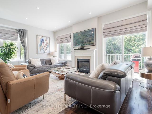 Condo for sale in York, Ontario