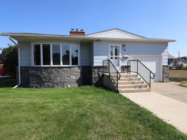 House for sale in Sidney, Montana
