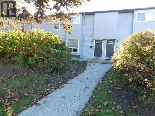 Townhouse for rent in London, Southwestern Ontario