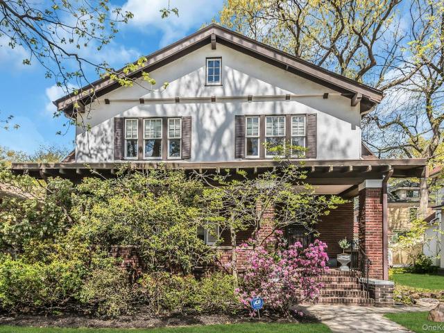 House for sale in Queens, Arverne