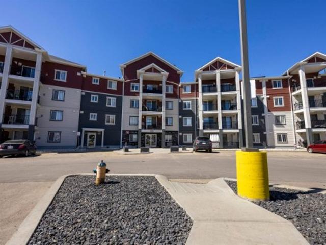 Condo for sale in Wedgewood, Alberta