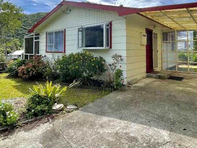 House for rent in Pauatahanui, Wellington
