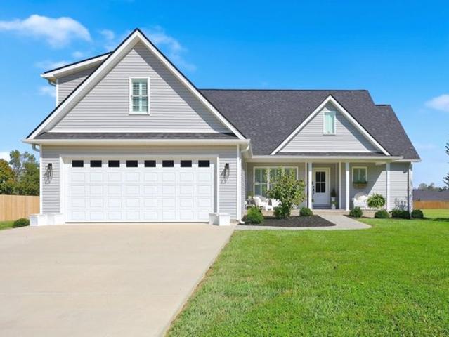 House for sale in Junction City, Kentucky