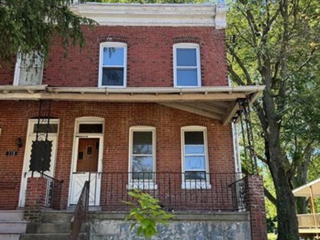 Townhouse for sale in Lansdowne, Delaware County