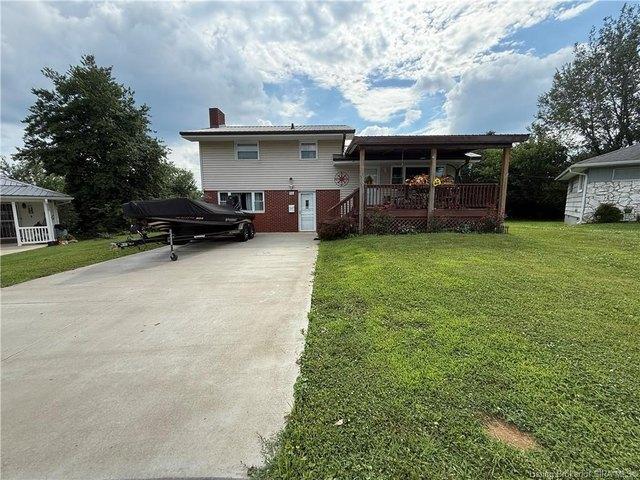 House for sale in Salem, Indiana