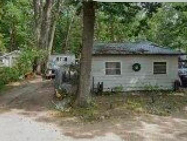 House for sale in Houghton Lake, Michigan