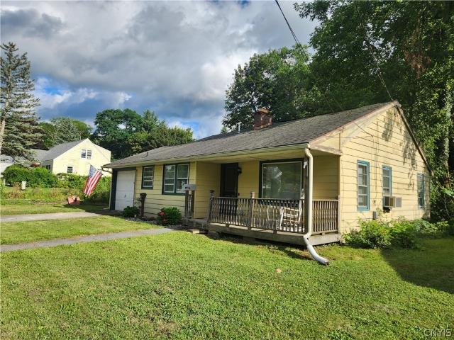House for sale in Syracuse, New York
