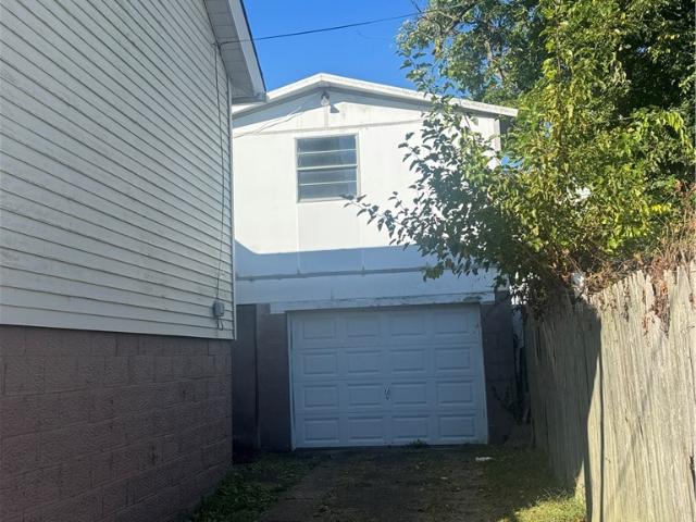 House for sale in Crestview, Donora