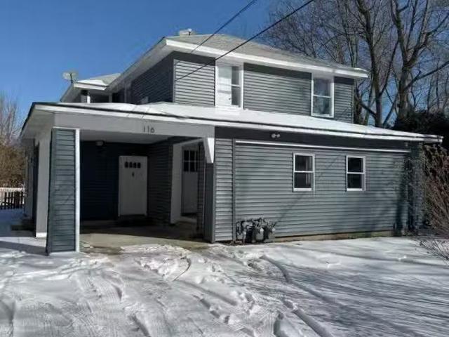 House for rent in Elgin