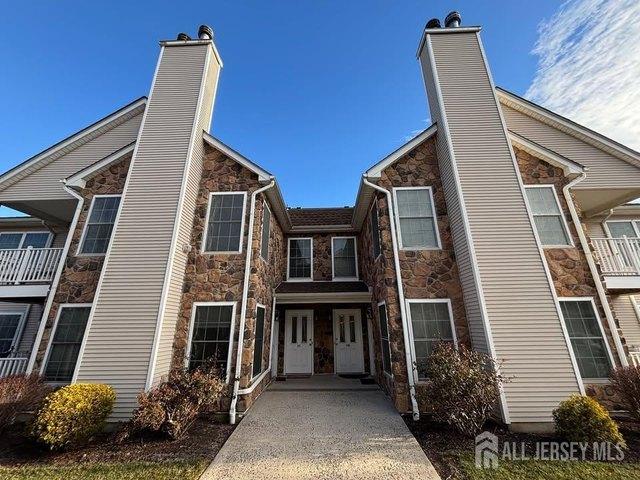 Townhouse for sale in Piscataway, New Jersey