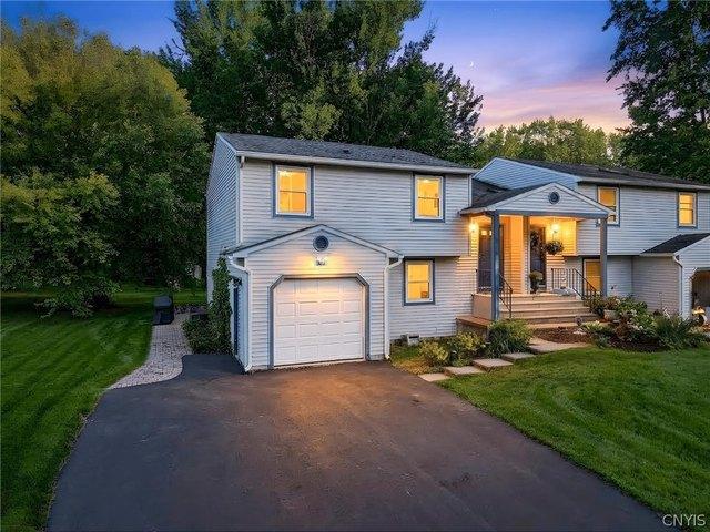 Townhouse for sale in Kirkville, Town of Manlius