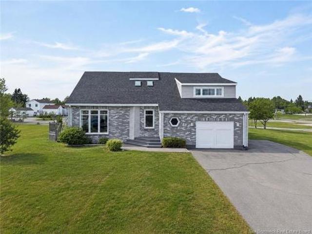 House for sale in Lameque, New Brunswick