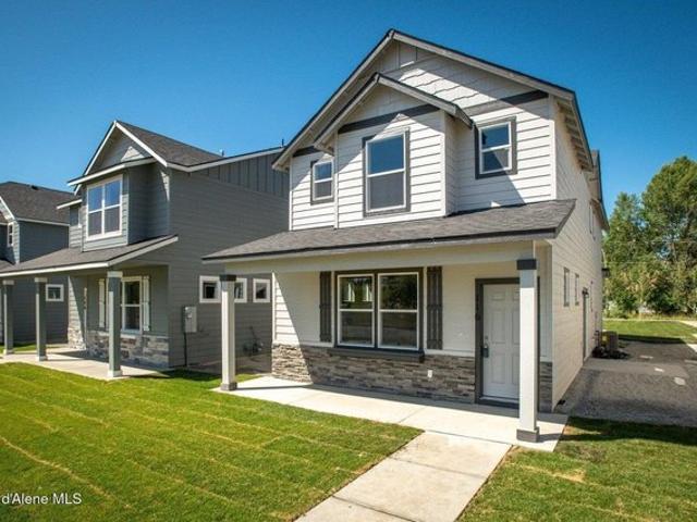 House for sale in Ponderay, Idaho