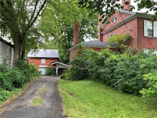 House for sale in New York