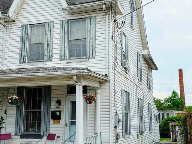 Townhouse for sale in Falling Waters, West Virginia