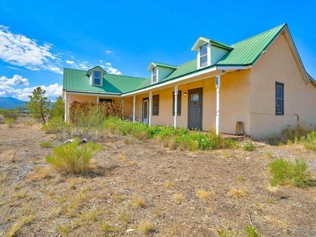 House for sale in New Mexico