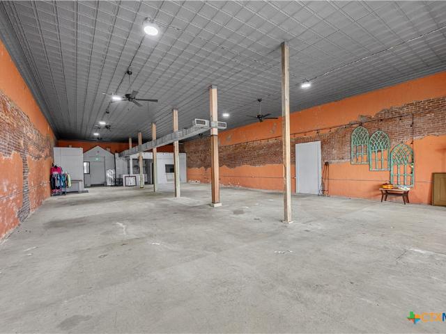 Commercial for sale in Lott, Texas